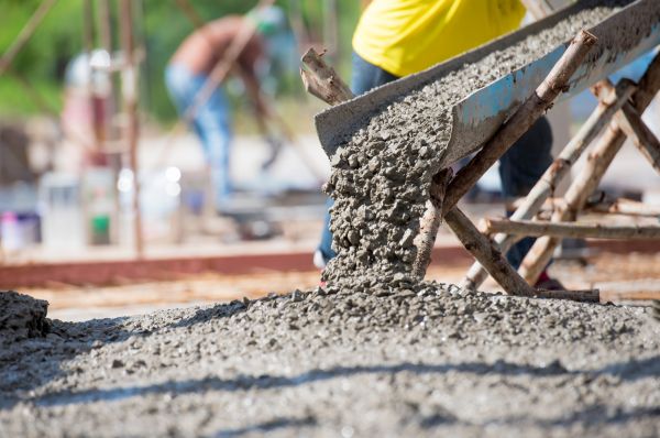 Backyard Concrete Pouring in Carlsbad