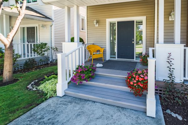 Cost of Entryway Steps Replacement in Carlsbad