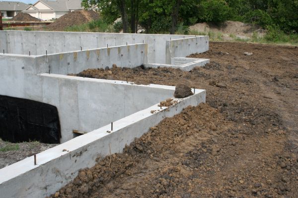 Foundation Wall Installation in Carlsbad